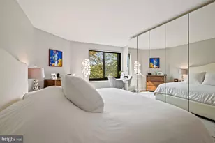 1077 30th St NW, Washington, DC 20007 - Photo 20