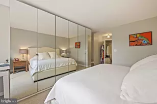 1077 30th St NW, Washington, DC 20007 - Photo 22