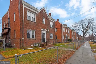 449 Mellon Street SE #4, Washington, DC 20032 - Photo 2