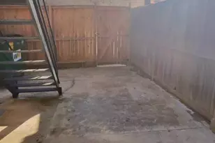 521 H St NE, Washington, DC 20002 - Photo 24