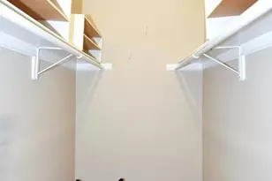 11 R St NW, Washington, DC 20001 - Photo 34