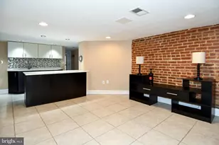 11 R St NW, Washington, DC 20001 - Photo 36