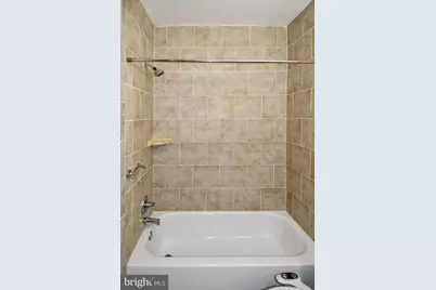 11 R Street NW, Washington, DC 20001 - Photo 26