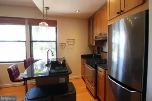 116 N North Carolina Ave SE, Washington, DC 20003 - Photo 4