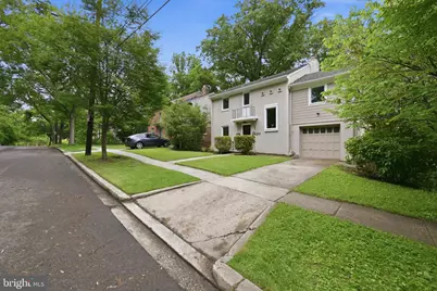 2829 29th Place NW, Washington, DC 20008 - Photo 2