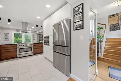 2829 29th Place NW, Washington, DC 20008 - Photo 6