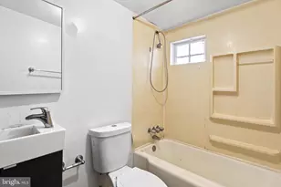 1701 6th St NW, Washington, DC 20001 - Photo 8