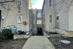 612 Eastern Ave NE, Washington, DC 20019 - Photo 2