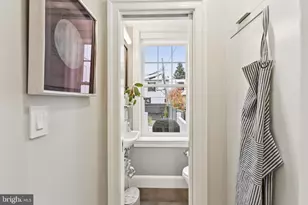 1724 34th St NW, Washington, DC 20007 - Photo 18