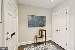 1724 34th St NW, Washington, DC 20007 - Photo 2