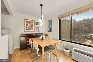 2501 Calvert St NW, Washington, DC 20008 - Photo 8