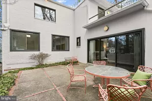 2400 44th St NW, Washington, DC 20007 - Photo 30