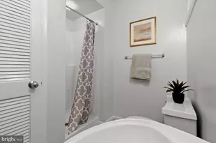 2400 44th St NW, Washington, DC 20007 - Photo 62