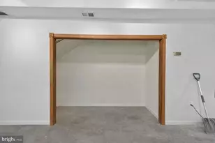 916 Blagden Alley NW, Washington, DC 20001 - Photo 8