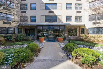 1801 Clydesdale Place NW #720, Washington, DC 20009 - Photo 2