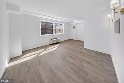 1801 Clydesdale Place NW #720, Washington, DC 20009 - Photo 4