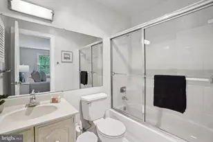 414 3rd St SE, Washington, DC 20003 - Photo 30