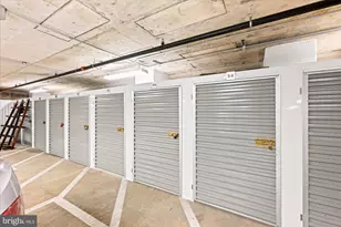 37 L St SE, Washington, DC 20003 - Photo 16