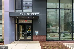 37 L St SE, Washington, DC 20003 - Photo 2