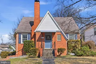 3225 Chestnut St NE, Washington, DC 20018 - Photo 2