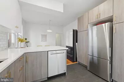 215 15th Street NE, Washington, DC 20002 - Photo 12