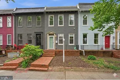 215 15th Street NE, Washington, DC 20002 - Photo 1
