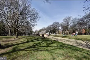 215 15th St NE, Washington, DC 20002 - Photo 38