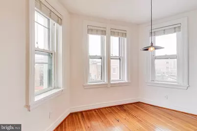 3060 16th Street NW #311, Washington, DC 20009 - Photo 6