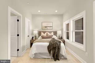 422 Warner St NW, Washington, DC 20001 - Photo 8