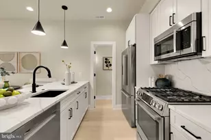 422 Warner St NW, Washington, DC 20001 - Photo 6