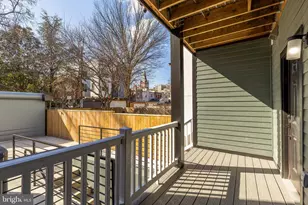 422 Warner St NW, Washington, DC 20001 - Photo 12
