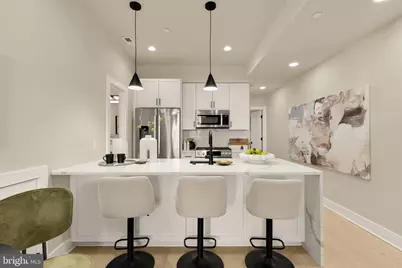 422 Warner Street NW #2, Washington, DC 20001 - Photo 4