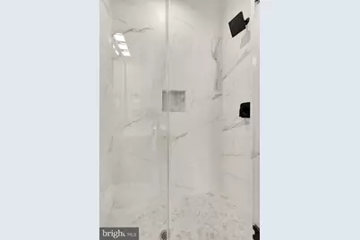 422 Warner Street NW, Washington, DC 20001 - Photo 18