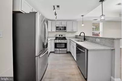 4642 Hayes Street NE, Washington, DC 20019 - Photo 2