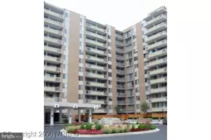 3001 Veazey Terrace NW, Washington, DC 20008 - Photo 6