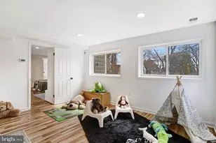 5045 Cathedral Ave NW, Washington, DC 20016 - Photo 38