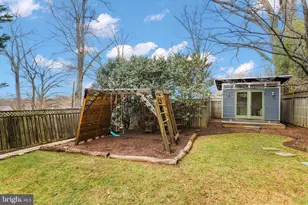 5045 Cathedral Ave NW, Washington, DC 20016 - Photo 10