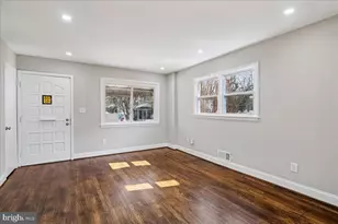 725 Croissant Pl SE, Washington, DC 20019 - Photo 6