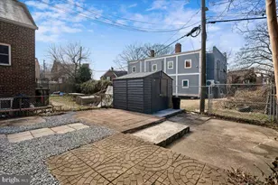 725 Croissant Pl SE, Washington, DC 20019 - Photo 34