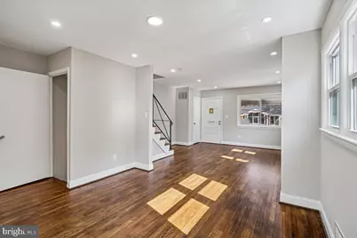 725 Croissant Place SE, Washington, DC 20019 - Photo 8