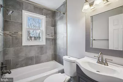 725 Croissant Place SE, Washington, DC 20019 - Photo 18