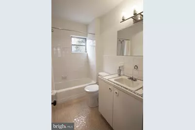 115 6th Street SE, Washington, DC 20003 - Photo 18