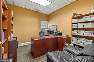 1860 19th St NW, Washington, DC 20009 - Photo 28