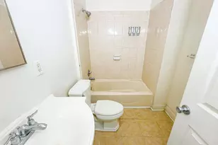 1835 D St NE, Washington, DC 20002 - Photo 32