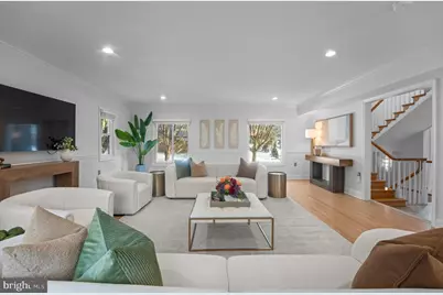 3015 Oregon Knolls Drive NW, Washington, DC 20015 - Photo 8