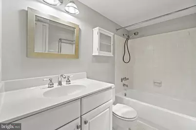 1301 20th Street NW #916, Washington, DC 20036 - Photo 8