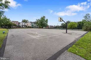 653 Irving St NW, Washington, DC 20010 - Photo 30