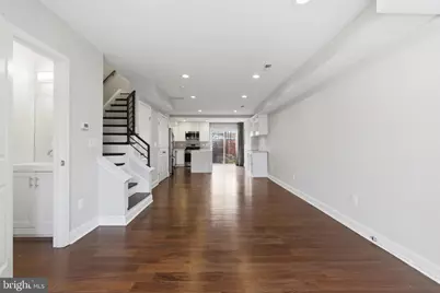 409 36th Street NE, Washington, DC 20019 - Photo 2