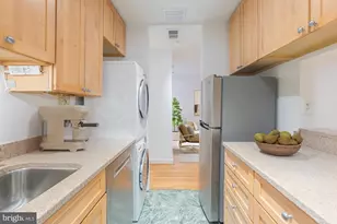 1316 New Hampshire Ave NW, Washington, DC 20036 - Photo 16