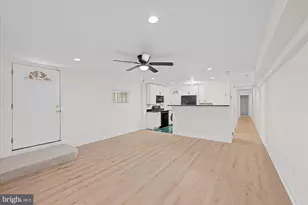 221 M St NW, Washington, DC 20001 - Photo 24